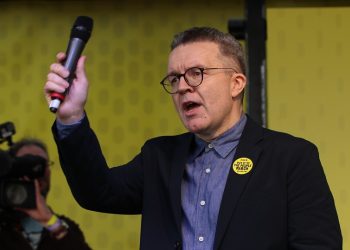 Labour must back second Brexit vote or lose next election, Tom Watson warns